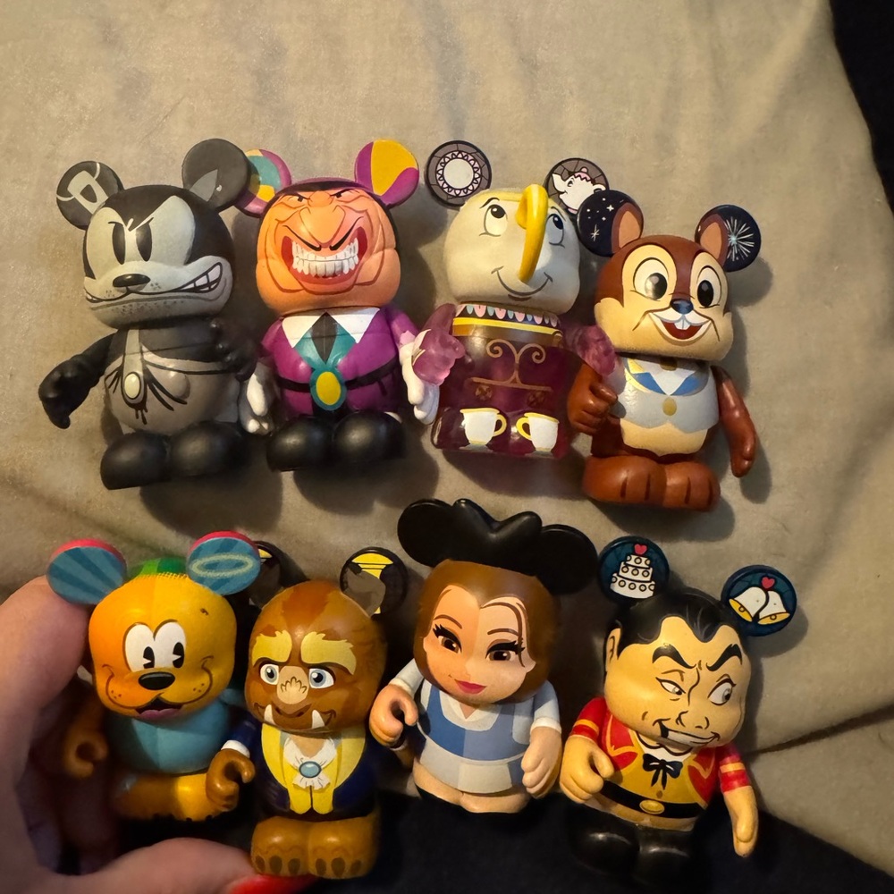 Disney Colorful Character Vinyl Figures Set